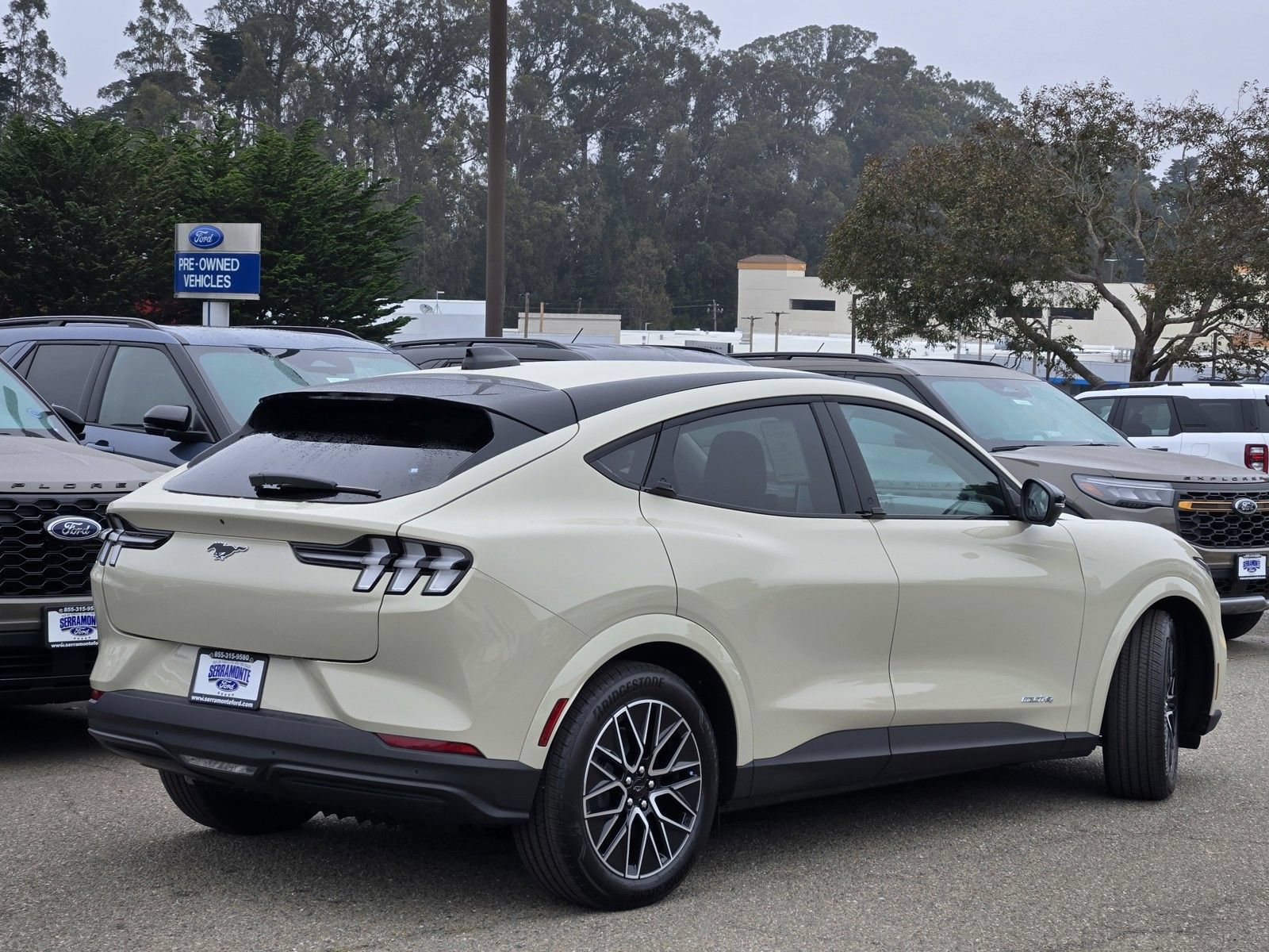 New 2026 Ford Mustang Mach-E Premium w/ Technology Package AWD/4WD image 4