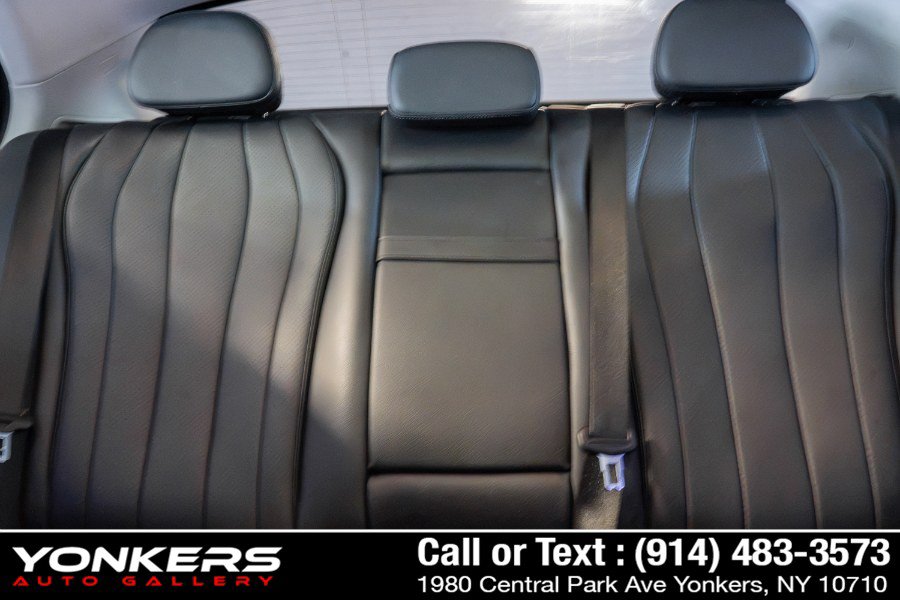 Used 2025 Mercedes-Benz E 350 4MATIC Sedan w/ Winter Package image 24