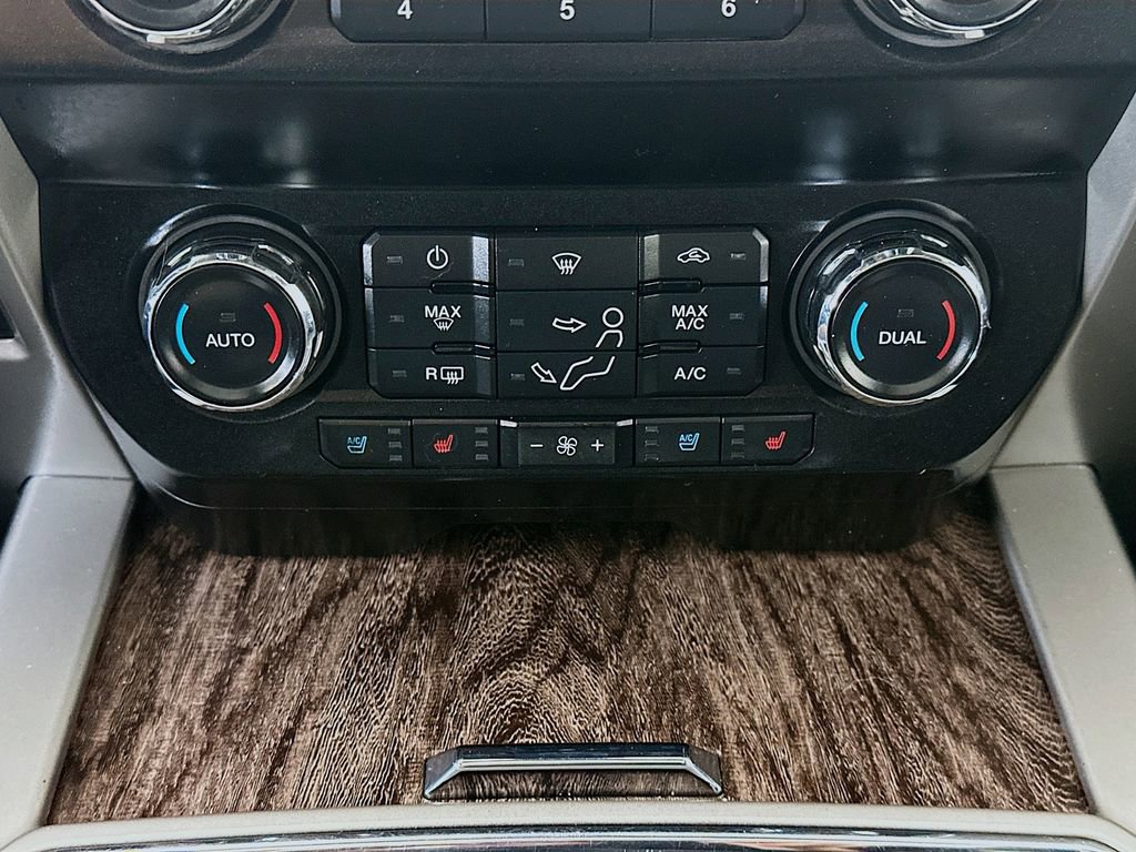 Used 2019 Ford F350 Lariat w/ Lariat Ultimate Package image 18