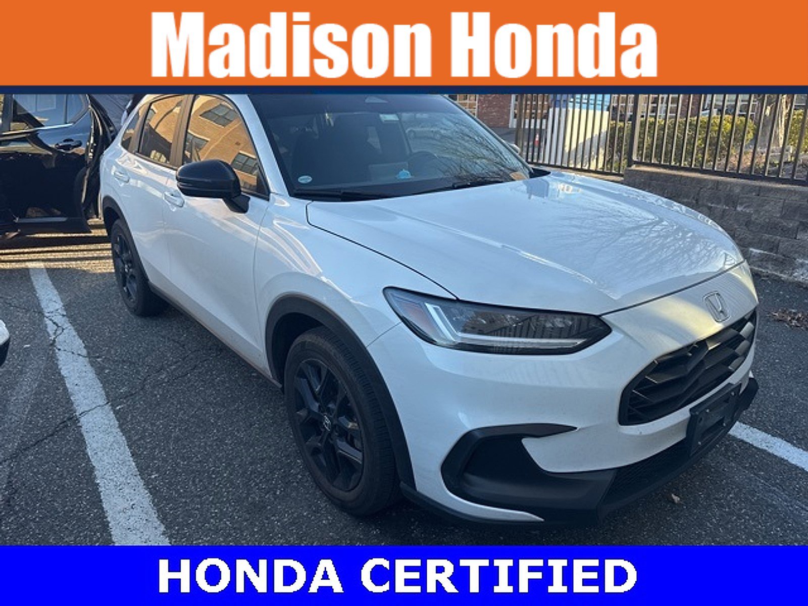 Certified 2024 Honda HR-V Sport image 1