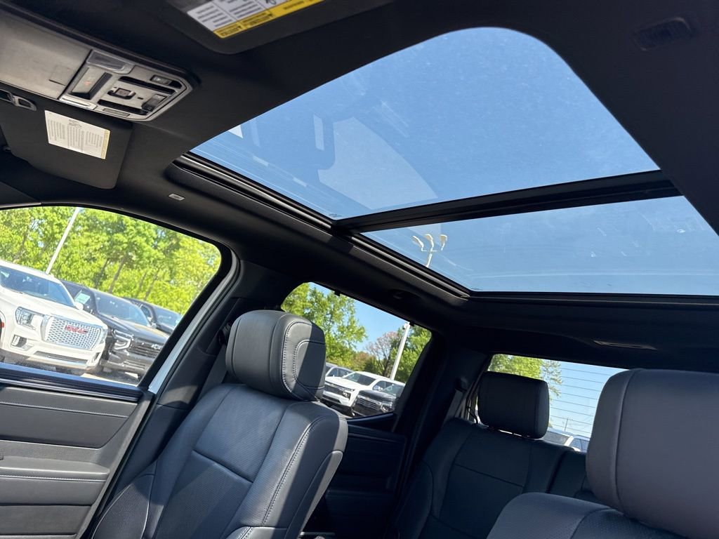 Used 2025 Toyota Tundra Platinum AWD/4WD image 10