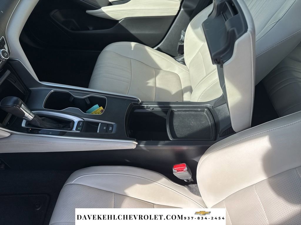 Used 2018 Honda Accord Touring image 18