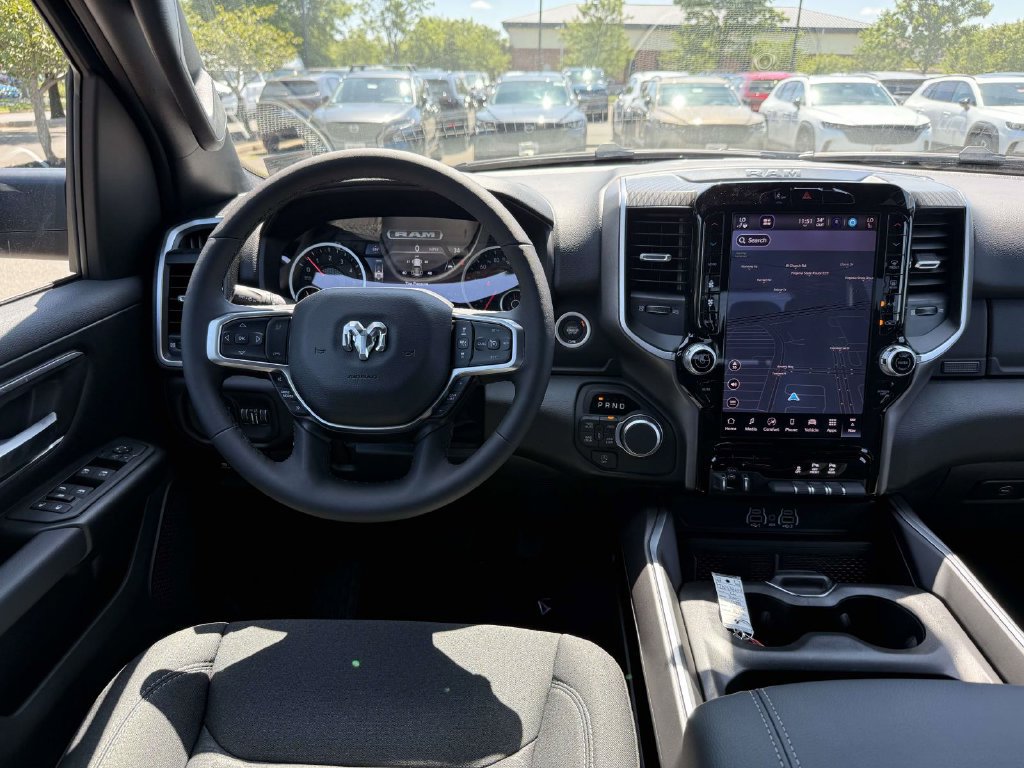 New 2026 RAM 1500 Big Horn AWD/4WD image 17
