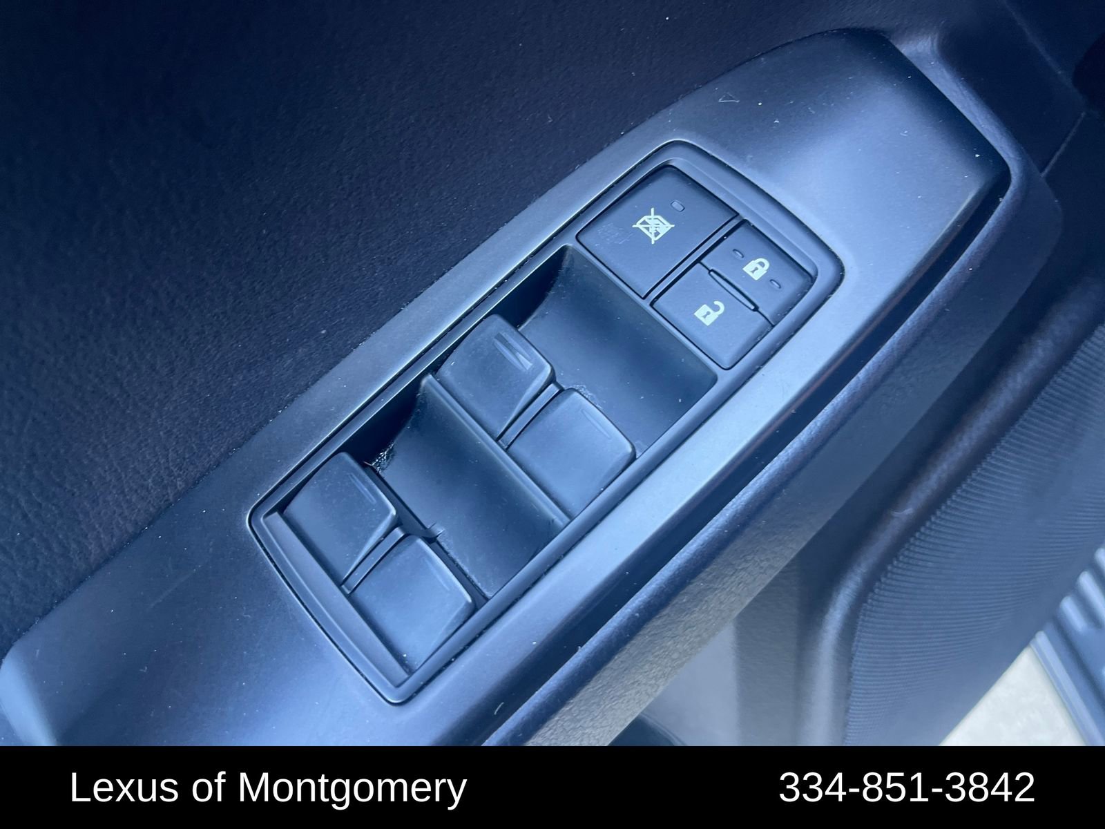 Used 2022 Lexus GX 460 image 11