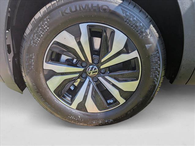 New 2026 Volkswagen Atlas SE image 9
