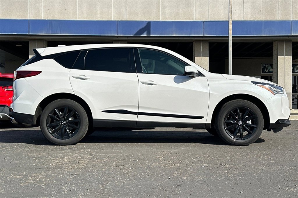 New 2026 Acura RDX SH-AWD image 2