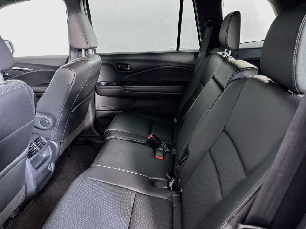 Used 2023 Honda Passport EX-L image 31