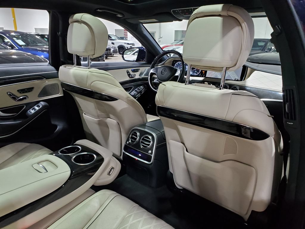 Used 2017 Mercedes-Benz S 550 4MATIC Sedan image 24