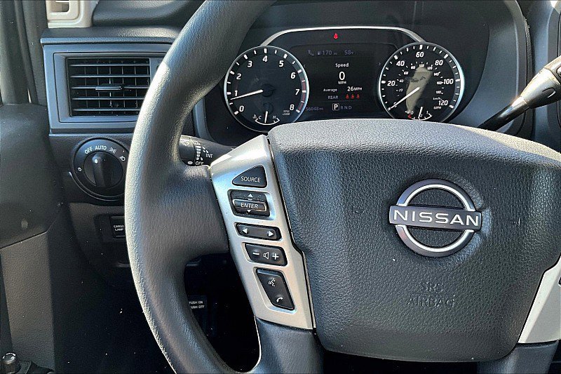 Used 2023 Nissan Titan SV image 20