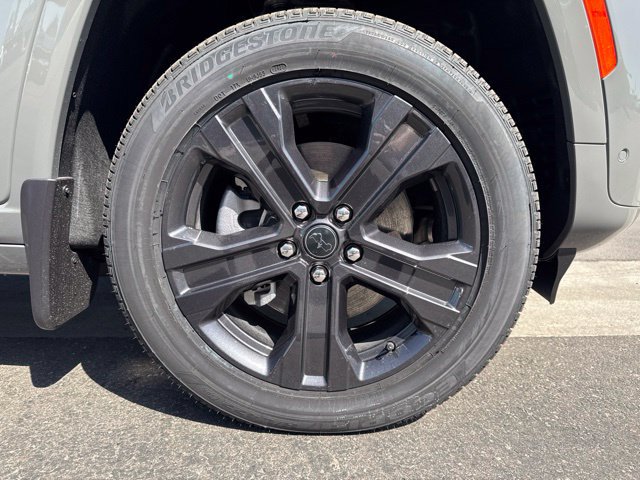 New 2027 Jeep Grand Cherokee L Limited AWD/4WD image 30
