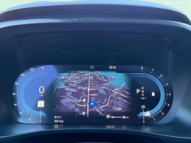 Used 2023 Volvo XC40 B5 Plus AWD/4WD image 19