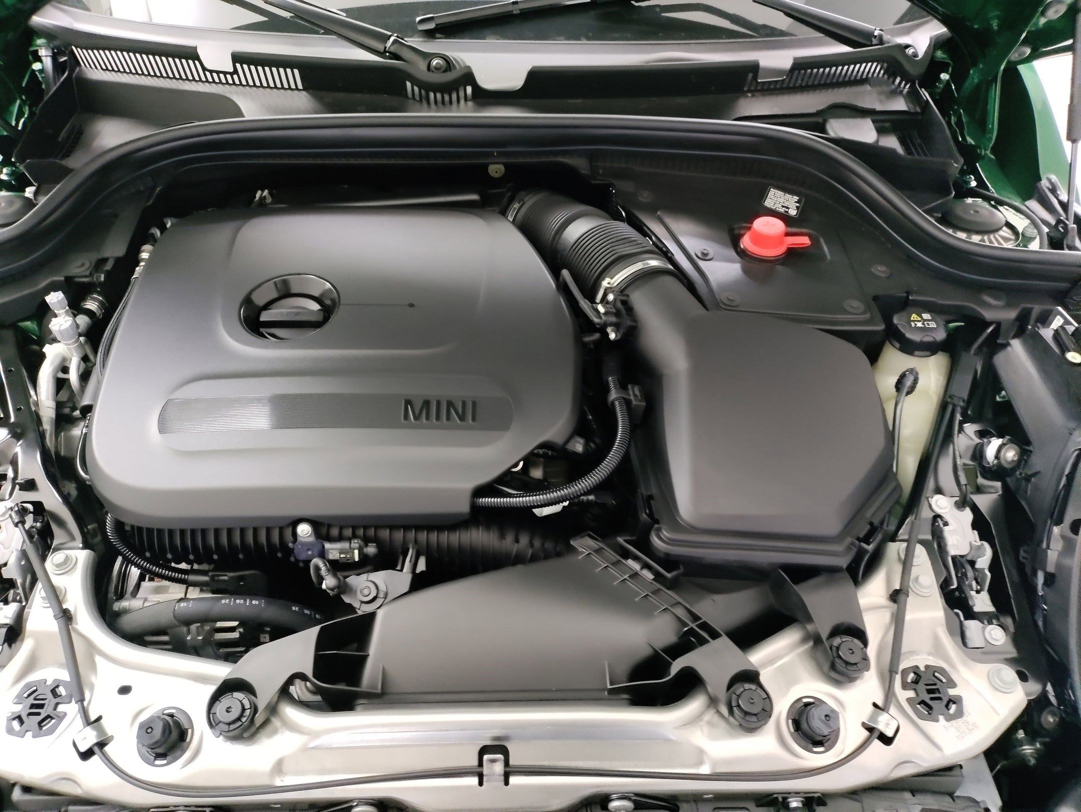 New 2026 MINI Cooper 2-Door Hardtop image 24