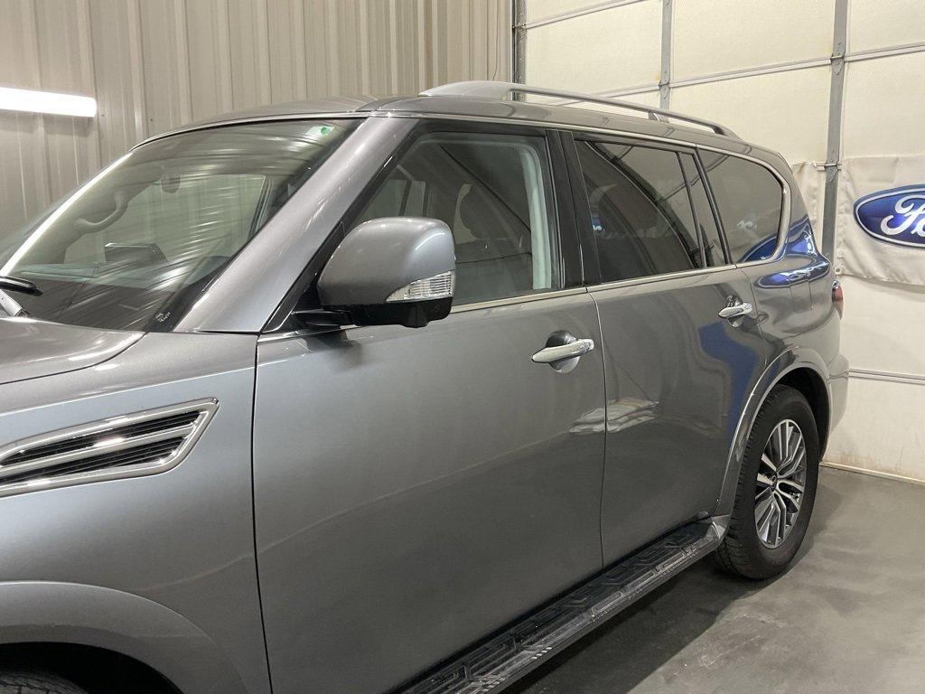 Used 2024 Nissan Armada SL w/ Captain's Chairs Package image 5