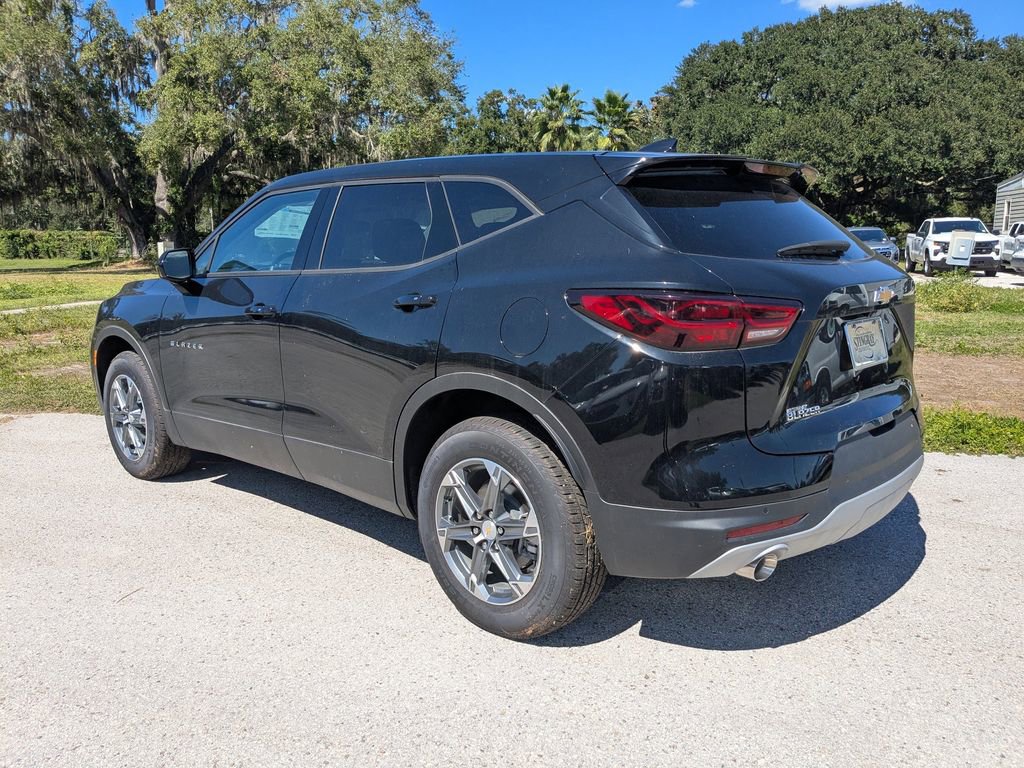 New 2024 Chevrolet Blazer LT w/ Driver Confidence Package image 23