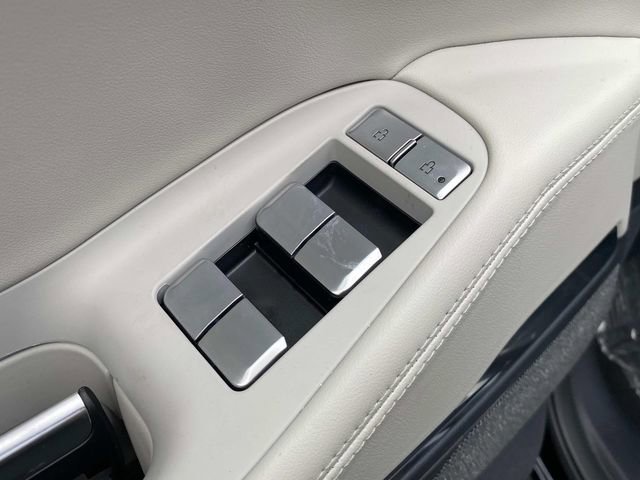 New 2026 Lincoln Navigator L Reserve w/ Jet Appearance Package image 12