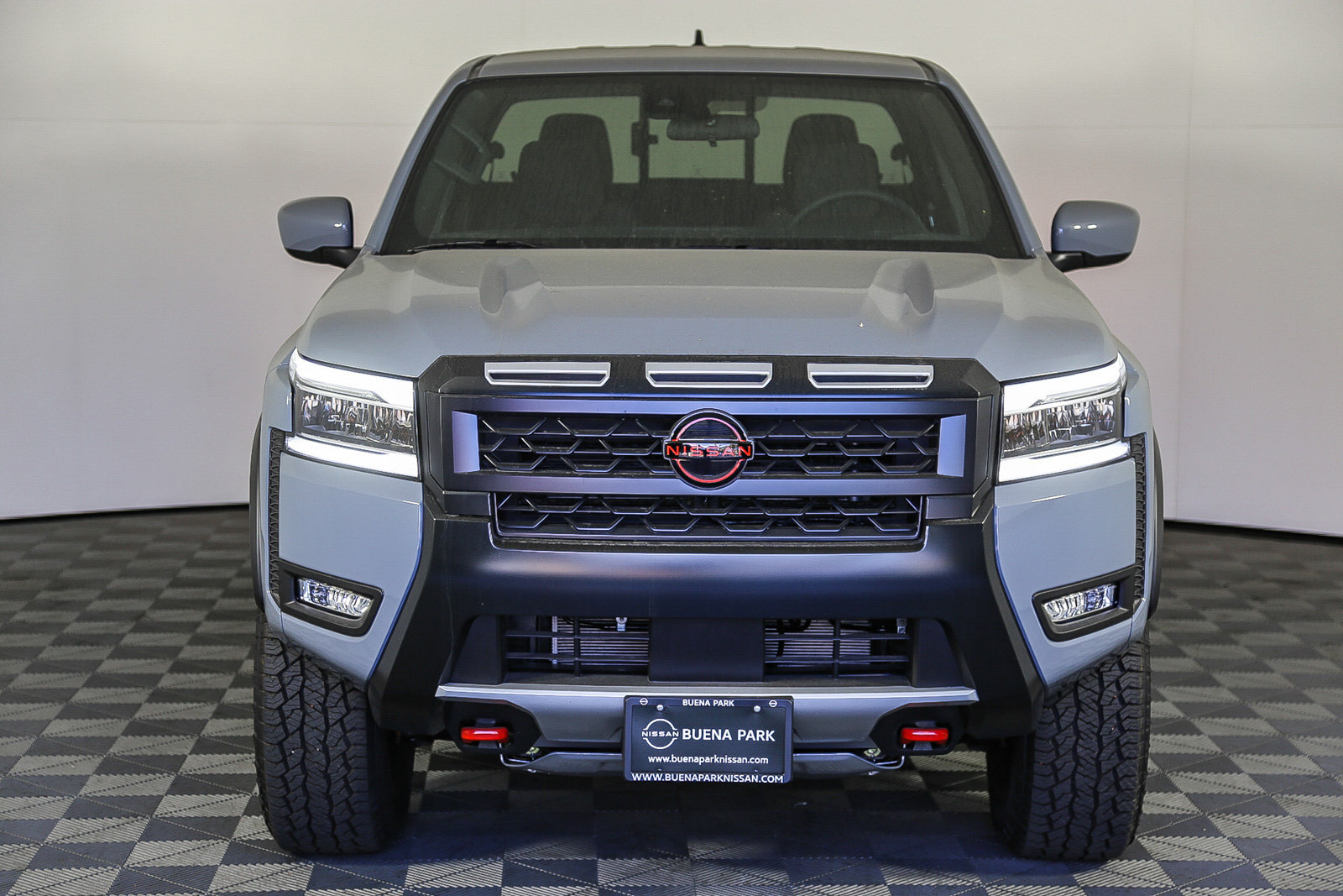 New 2025 Nissan Frontier PRO-4X w/ Tow Package AWD/4WD image 4