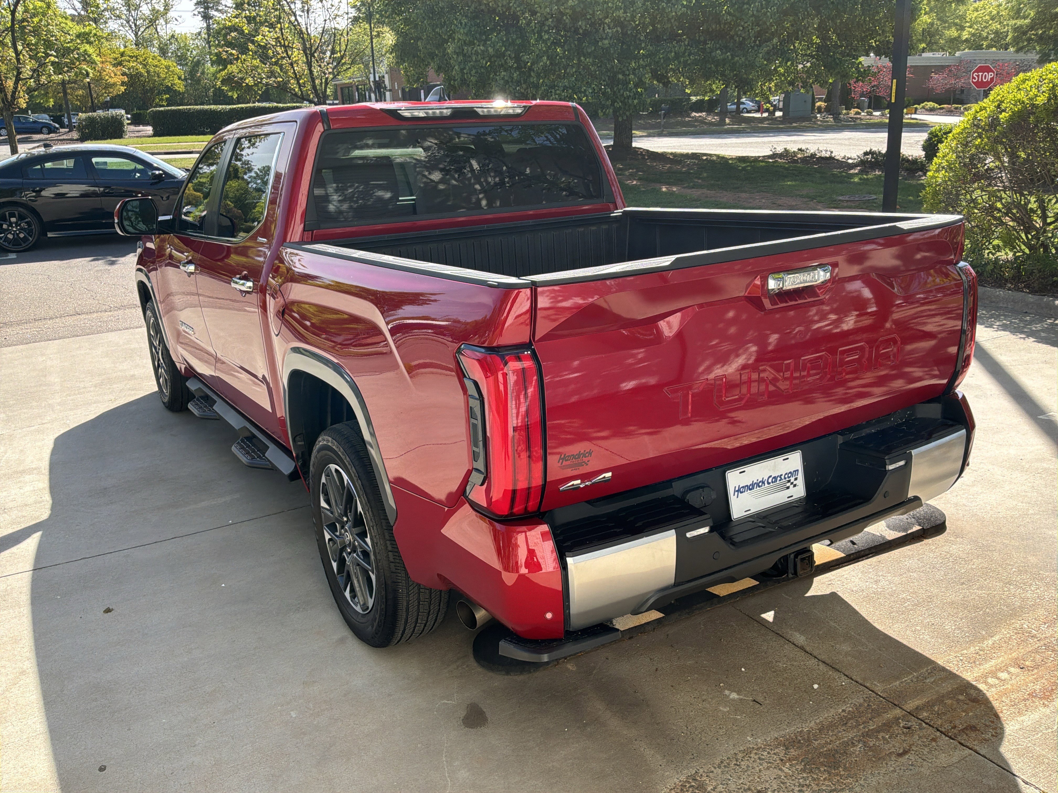 Used 2025 Toyota Tundra Limited AWD/4WD image 8