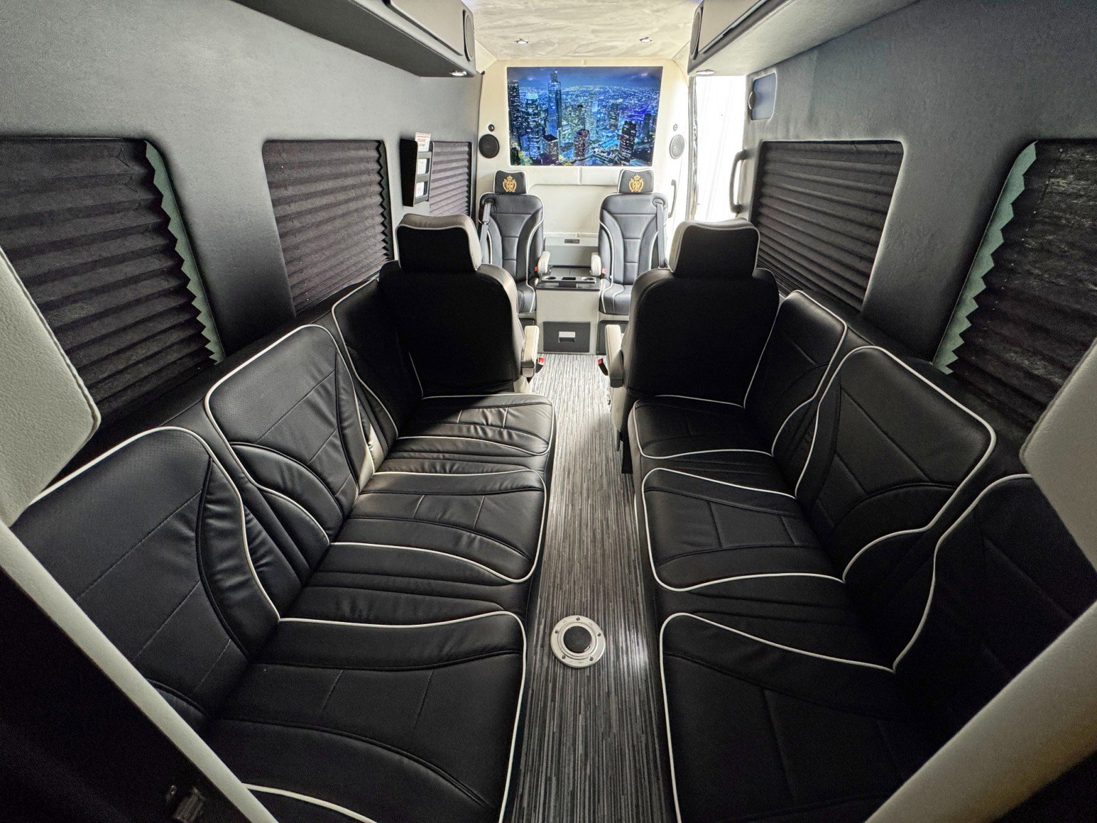 Used 2023 Mercedes-Benz Sprinter 3500 image 68