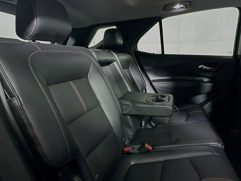 Used 2023 Chevrolet Equinox Premier image 28