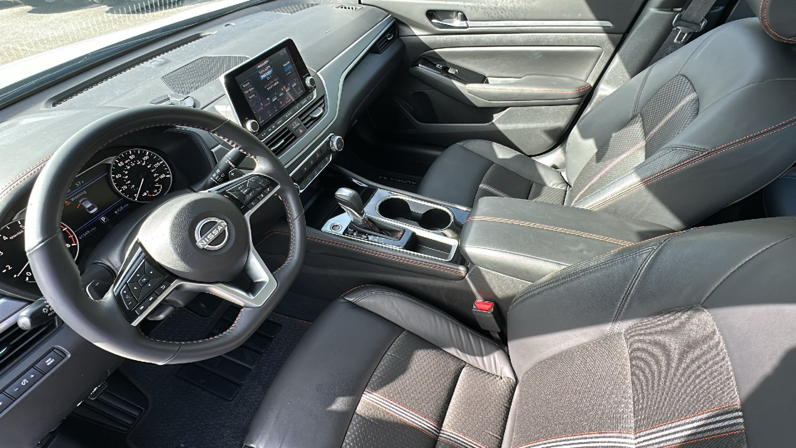 Certified 2024 Nissan Altima 2.5 SR FWD image 21