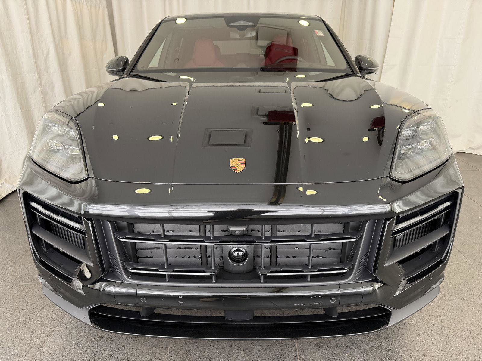 New 2026 Porsche Cayenne Turbo GT image 6