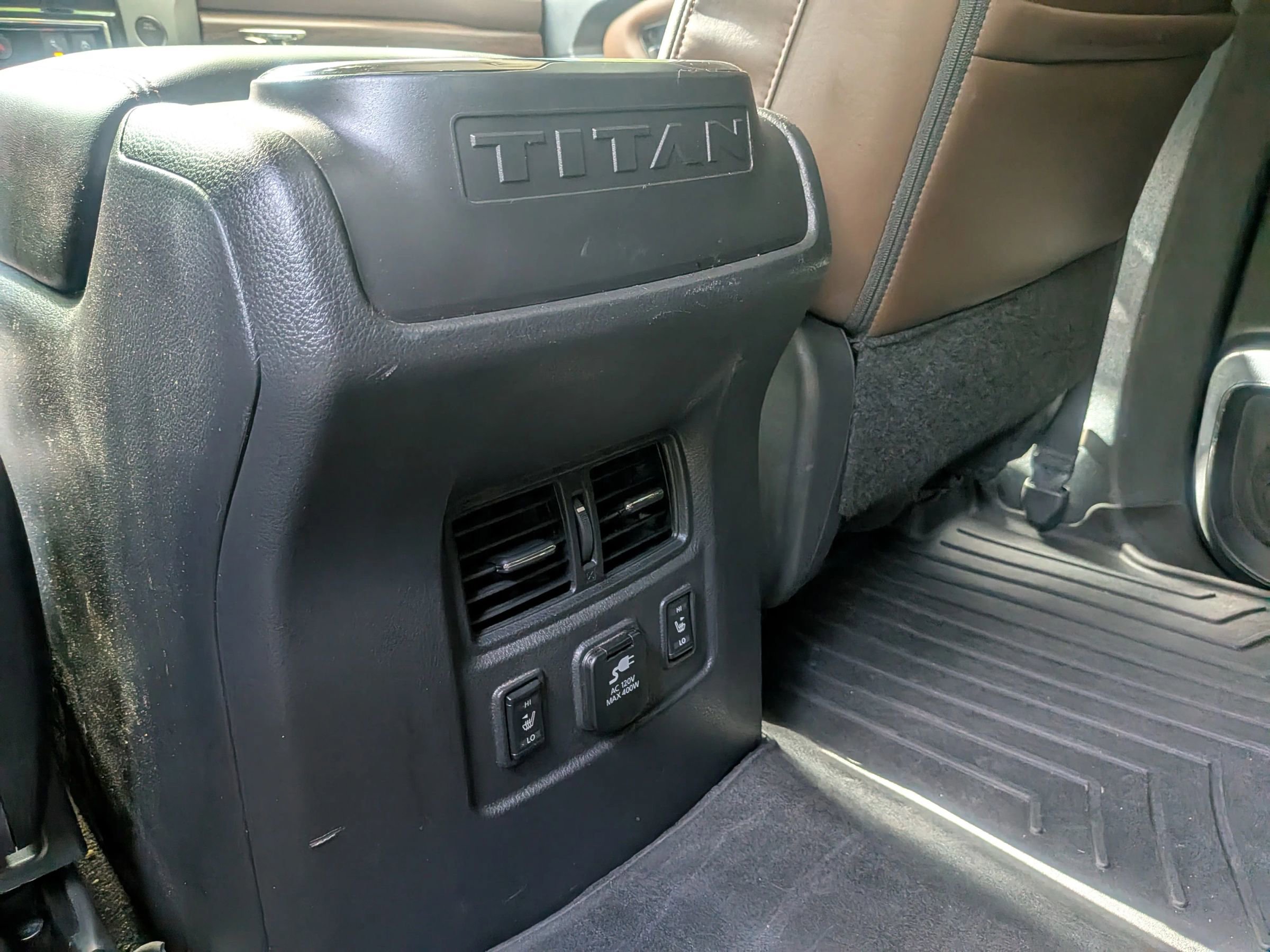 Used 2017 Nissan Titan Platinum Reserve w/ Off-Road Package image 19