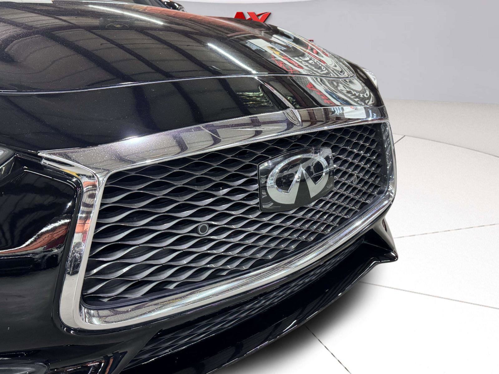 Used 2017 INFINITI Q60 3.0t w/ Premium Plus Package 3.0T AWD/4WD image 9