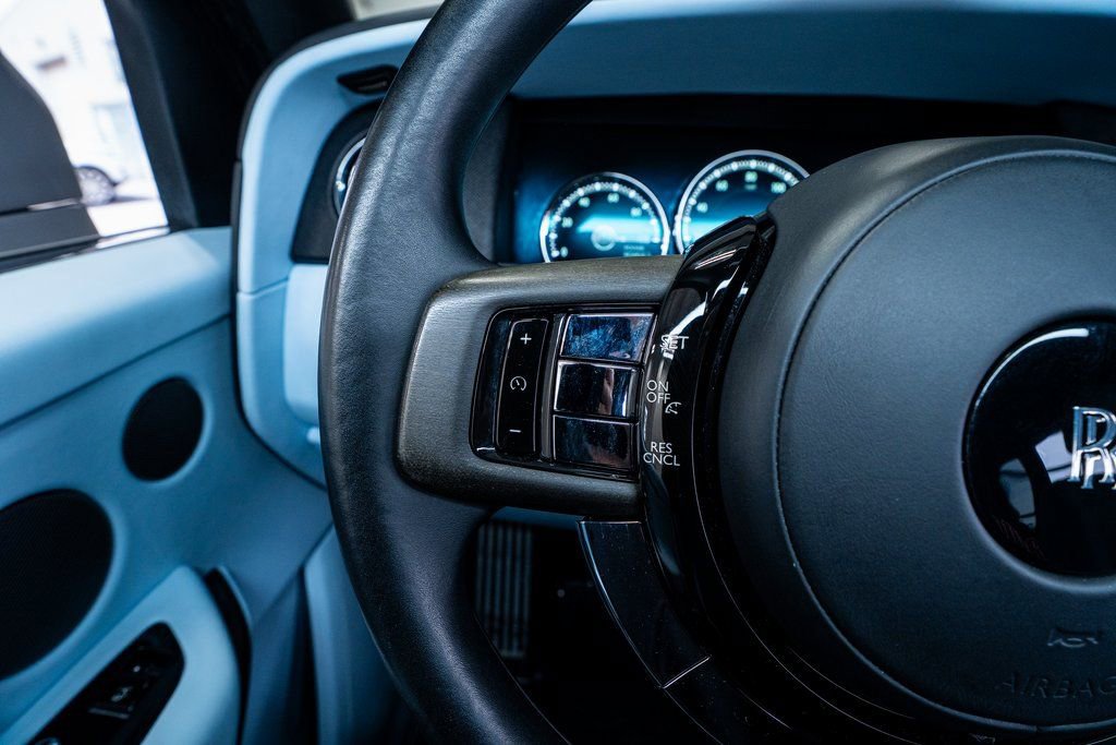 Used 2022 Rolls-Royce Cullinan image 47