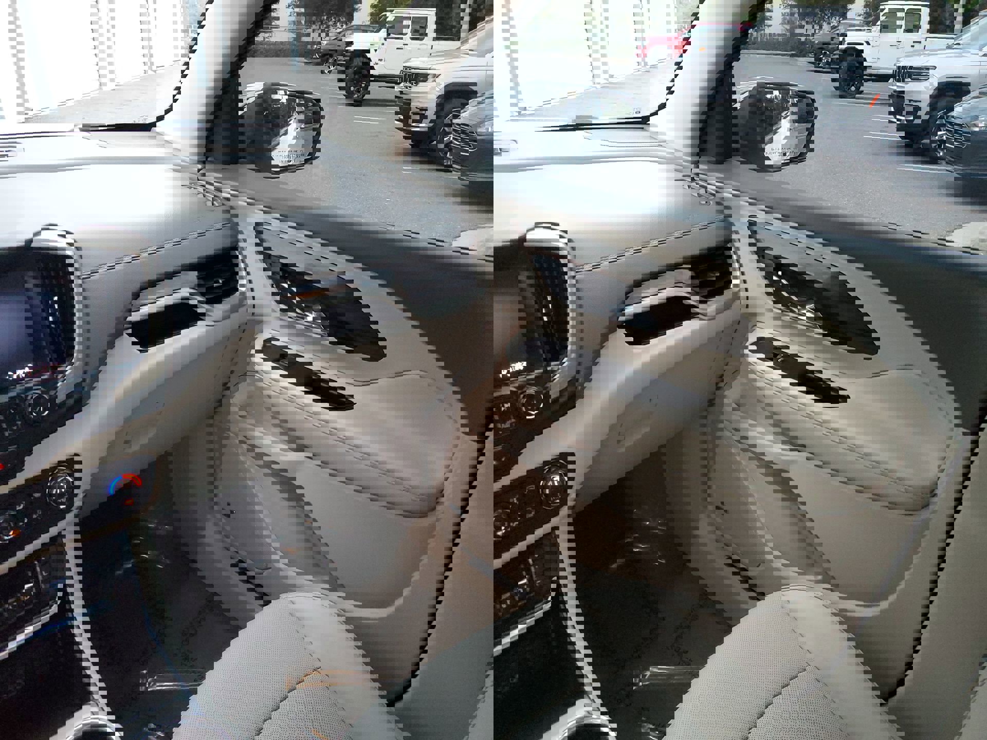 Used 2020 GMC Terrain Denali w/ Denali Premium Package image 52