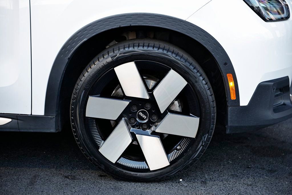 Used 2025 MINI Cooper Countryman S w/ Comfort Package Max image 5