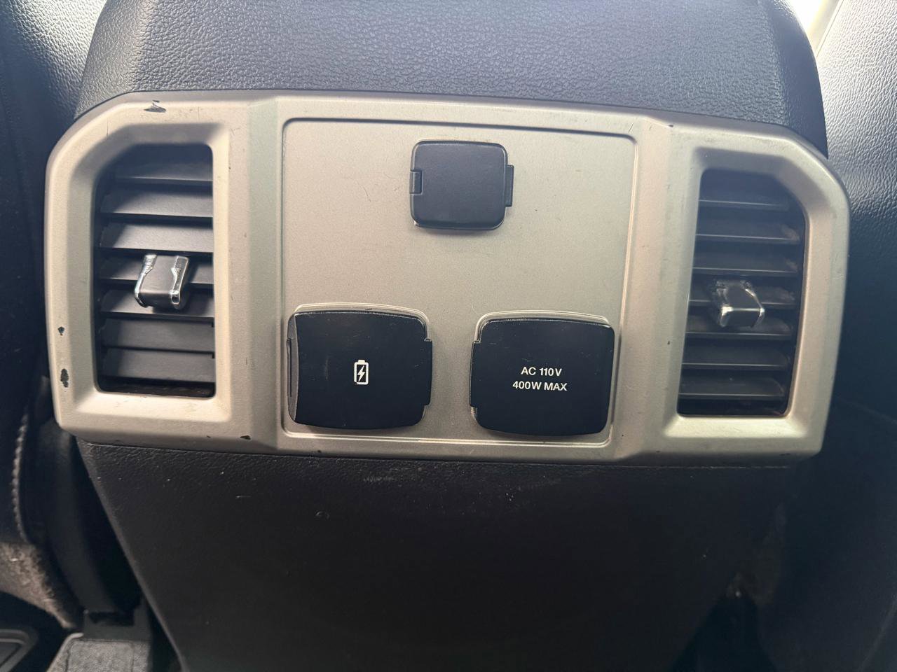 Used 2018 Ford F450 Lariat w/ Lariat Value Package AWD/4WD image 21