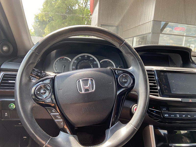 Used 2016 Honda Accord EX-L image 12