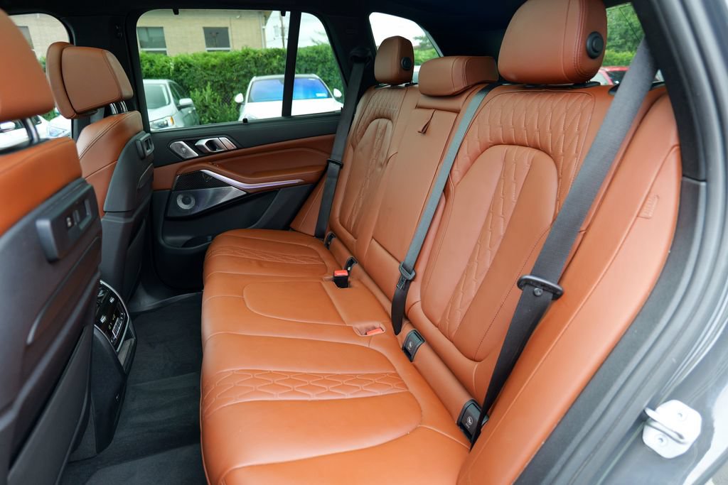 Used 2023 BMW X5 M50i w/ Executive Package AWD/4WD image 29