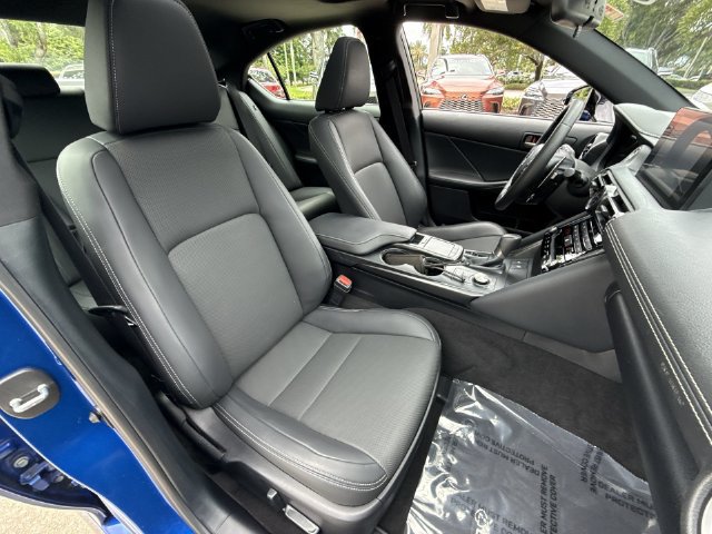 Certified 2025 Lexus IS 350 F Sport RWD image 26