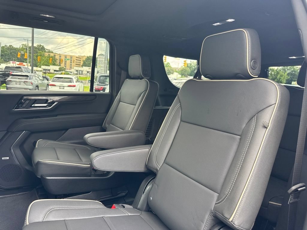 New 2026 GMC Yukon XL Elevation w/ Elevation Premium Package AWD/4WD image 31