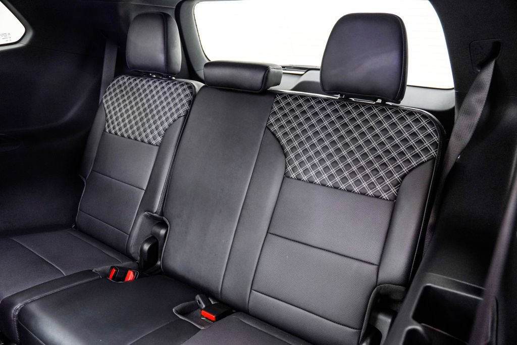 Used 2024 GMC Acadia Denali w/ LPO, Floor Liner Package AWD/4WD image 19