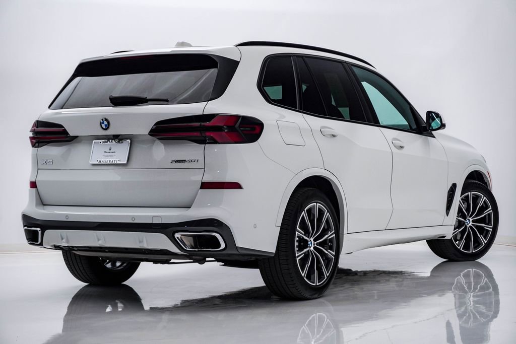 Used 2024 BMW X5 xDrive40i w/ M Sport Package image 9