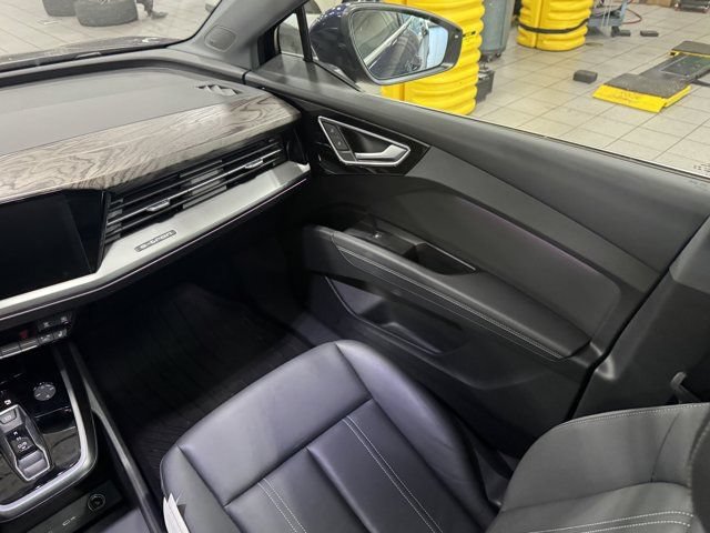 Certified 2023 Audi Q4 e-tron Prestige AWD/4WD image 14