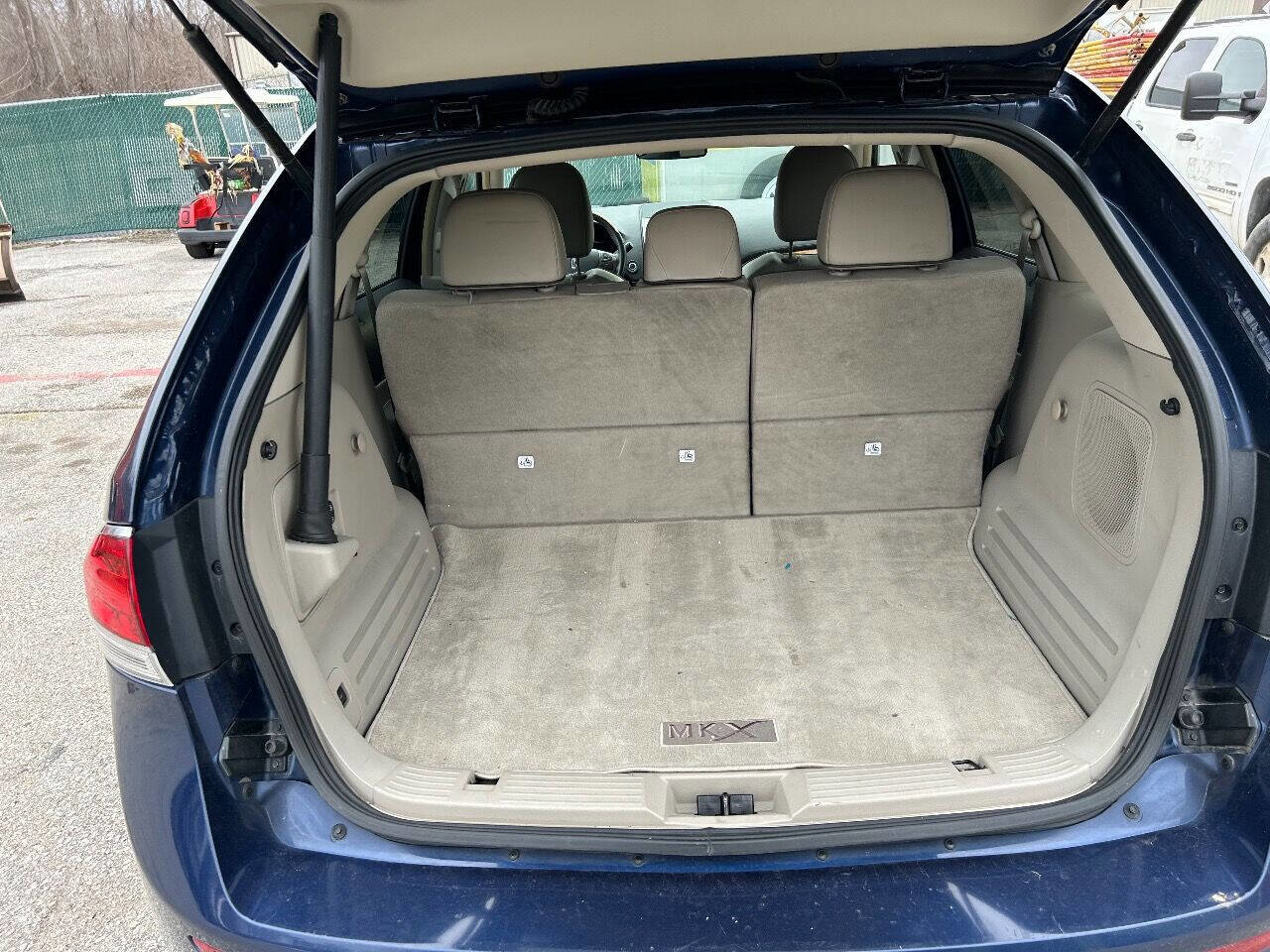 Used 2012 Lincoln MKX AWD image 18