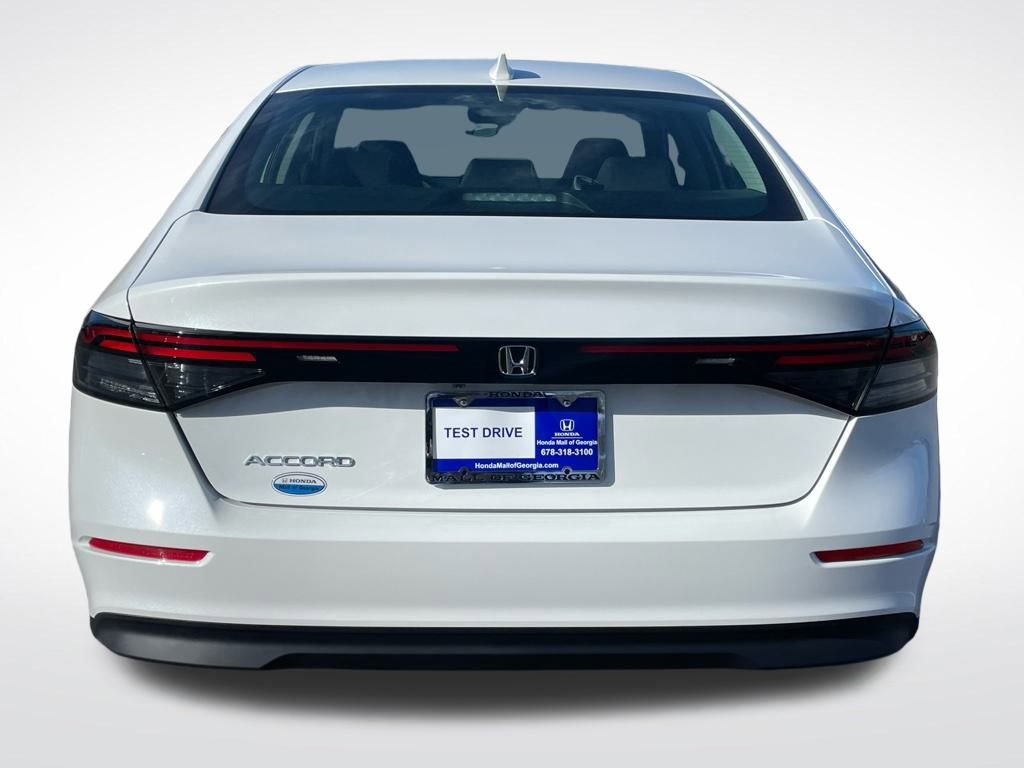 Certified 2025 Honda Accord LX image 5
