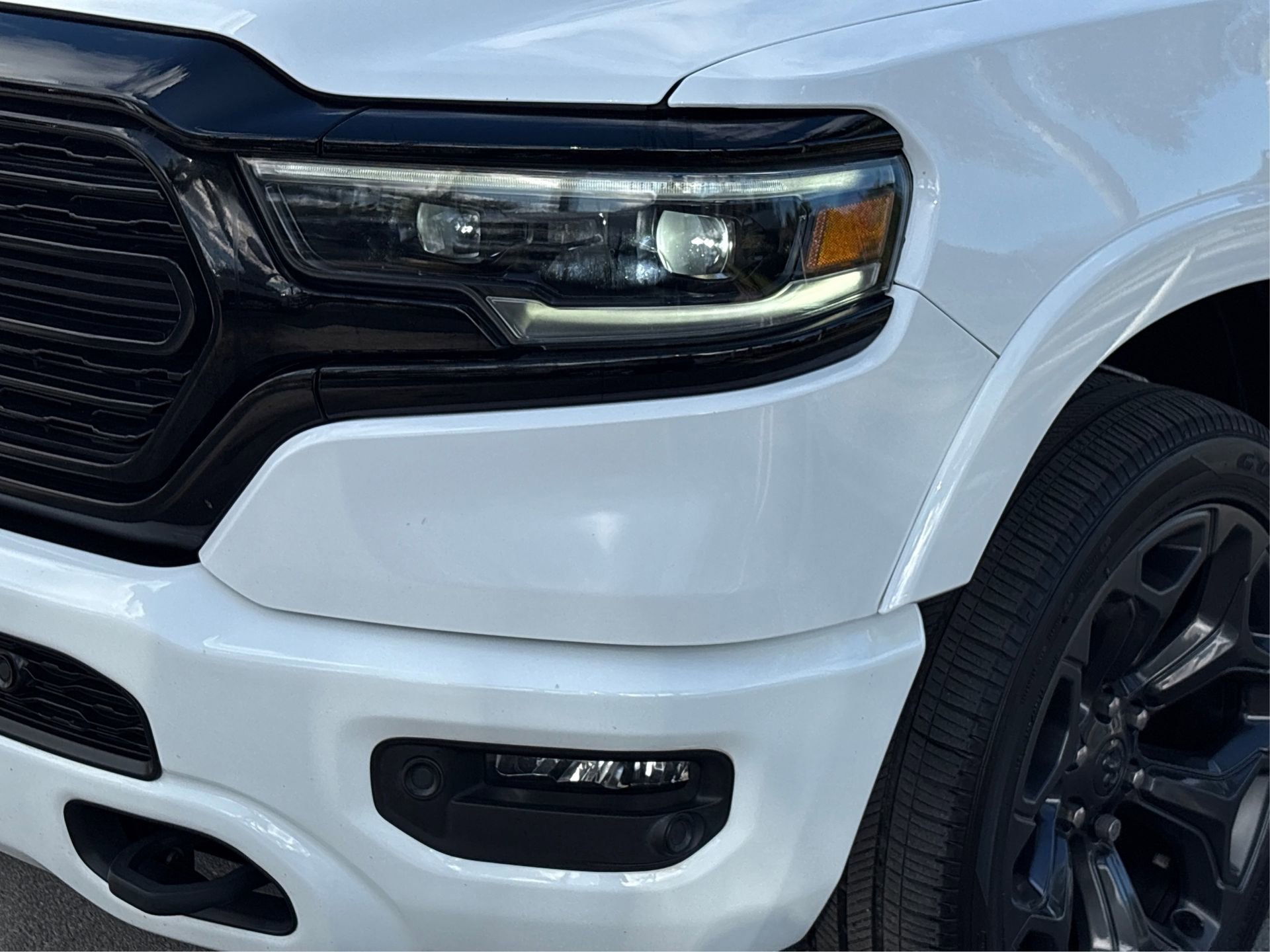 Used 2021 RAM 1500 Limited w/ Night Edition image 14