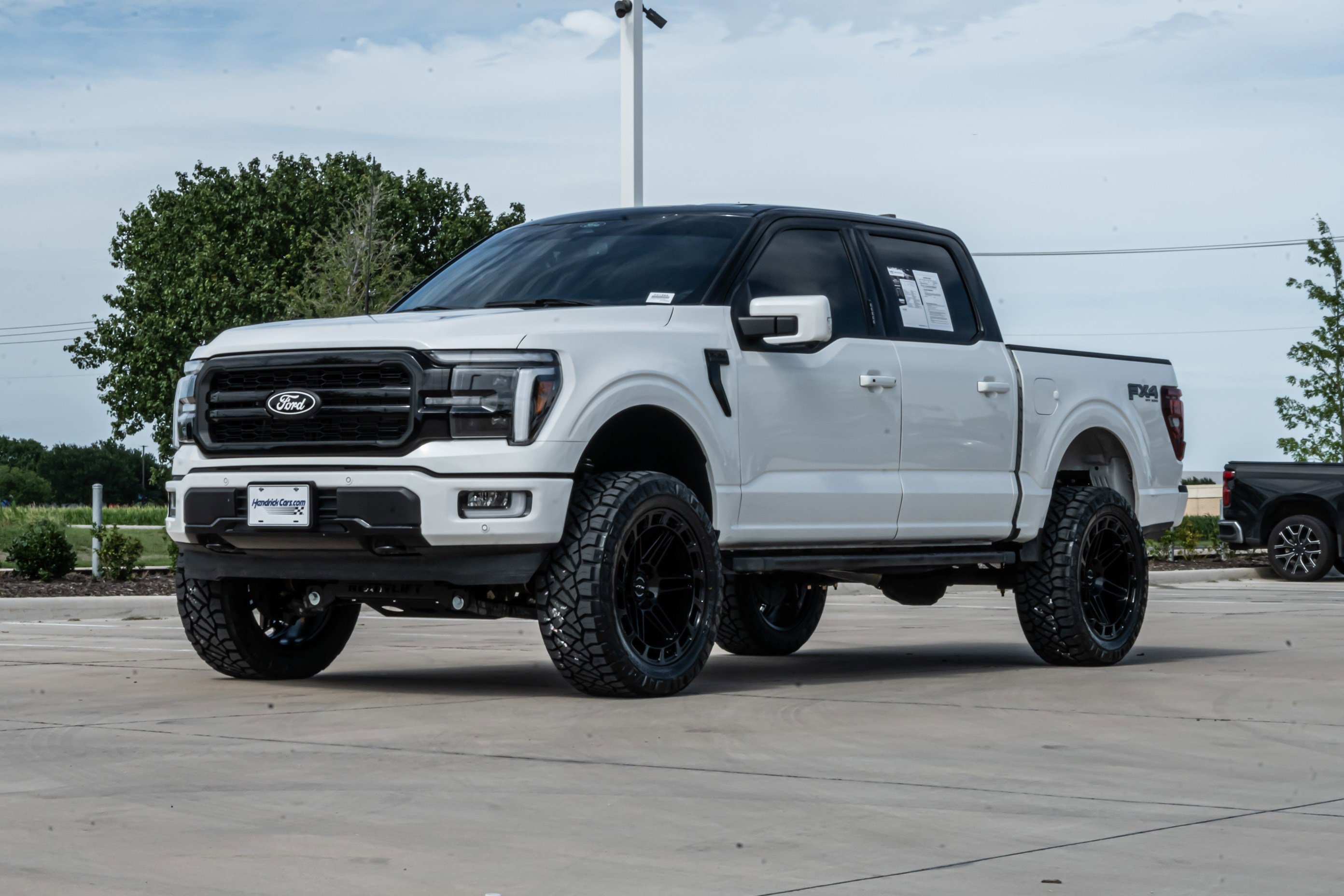 Used 2024 Ford F150 Lariat w/ FX4 Off-Road Package AWD/4WD image 5