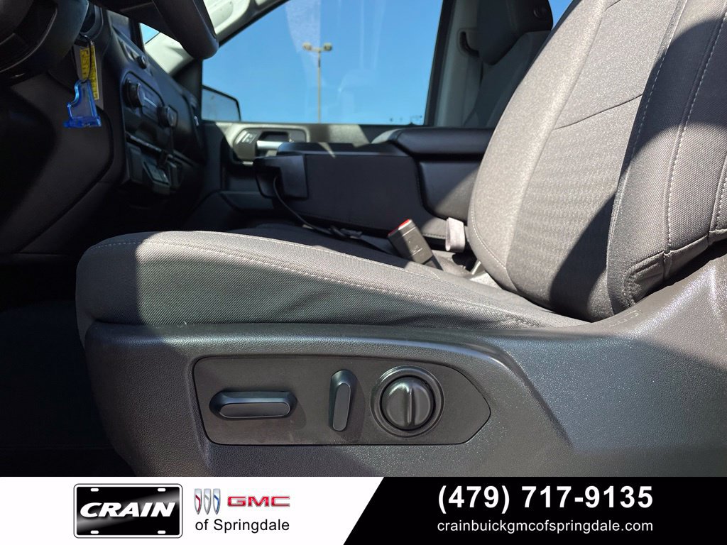 Used 2022 Chevrolet Silverado 1500 Custom w/ Safety Confidence Package RWD image 10