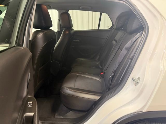 Used 2018 Chevrolet Trax LT w/ LT Convenience Package image 21
