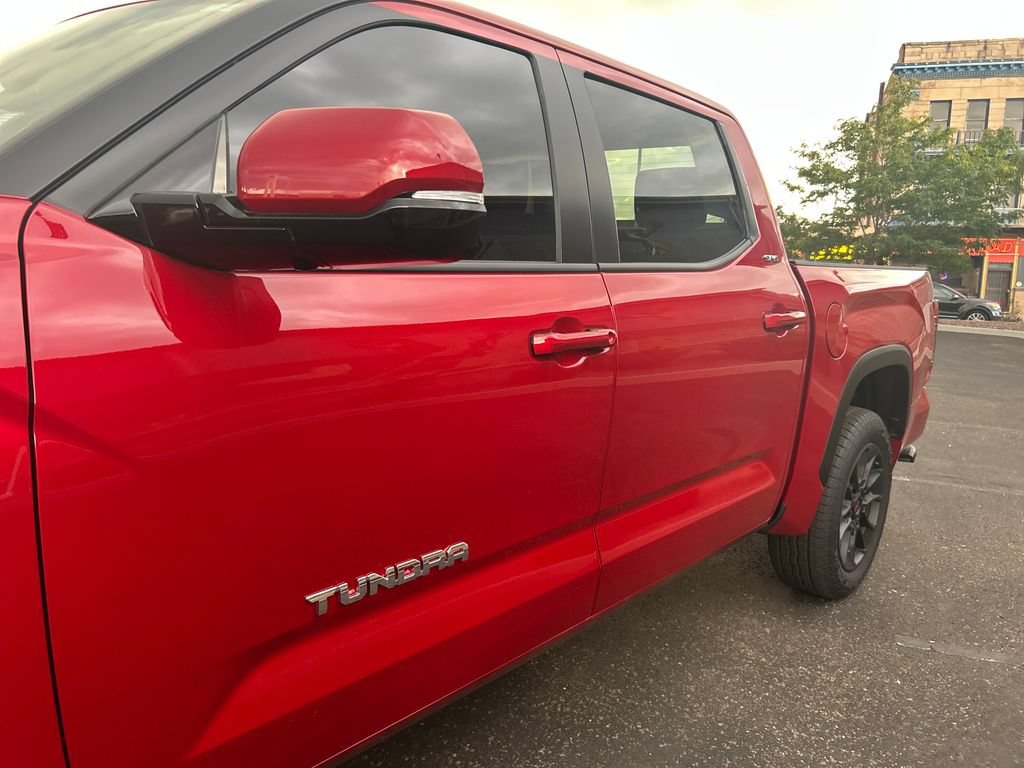 Used 2026 Toyota Tundra SR5 w/ SR5 Premium Package AWD/4WD image 30
