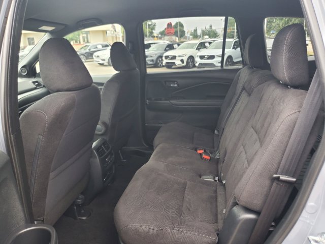 Used 2022 Honda Pilot Sport image 24