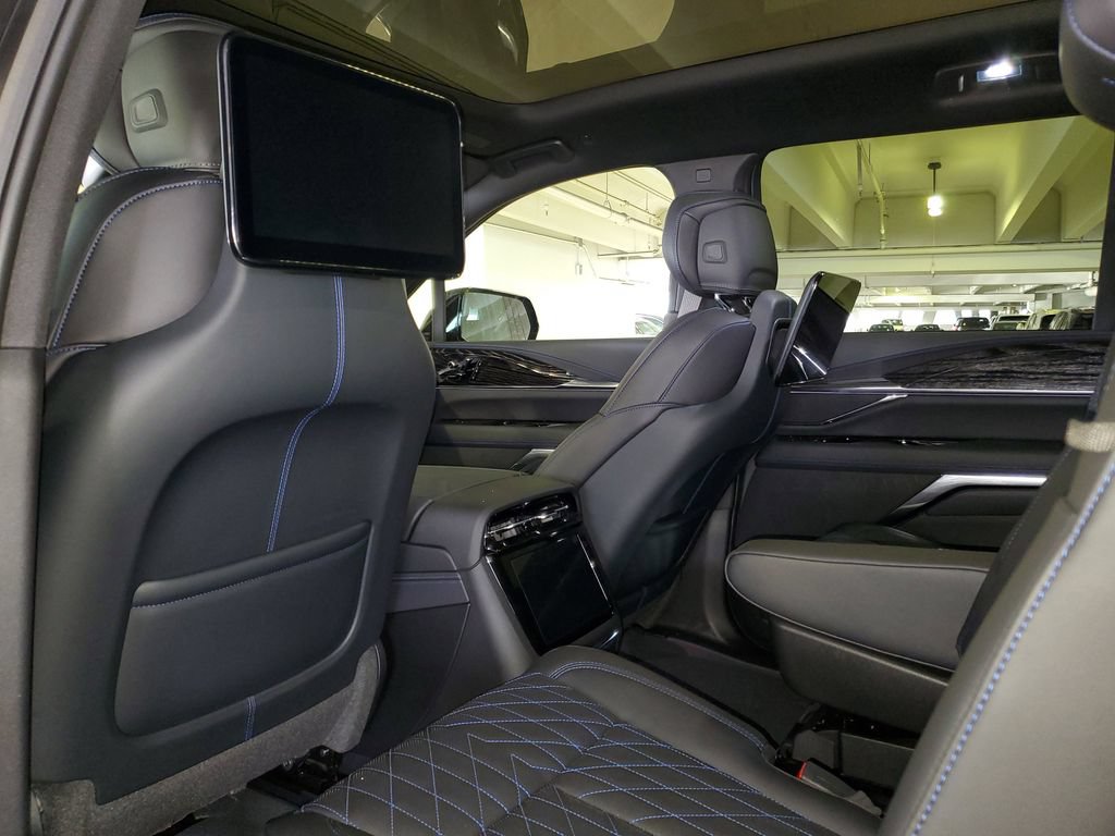 New 2026 Cadillac Escalade IQL Luxury AWD/4WD image 11