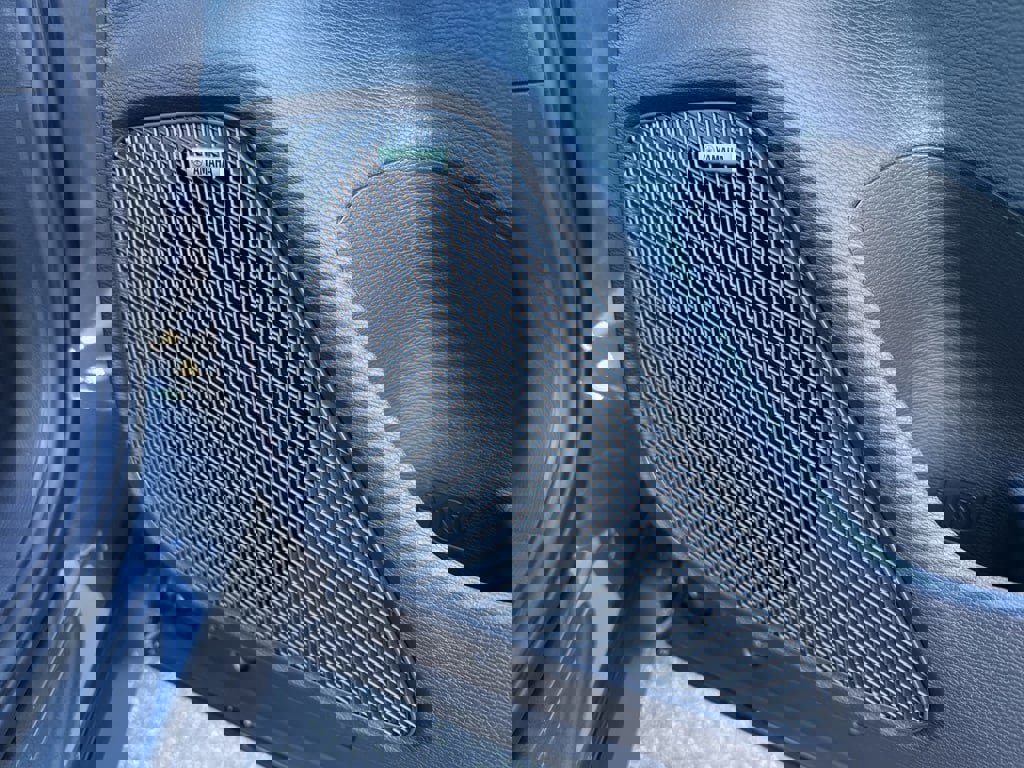 New 2025 Mitsubishi Outlander SE image 33