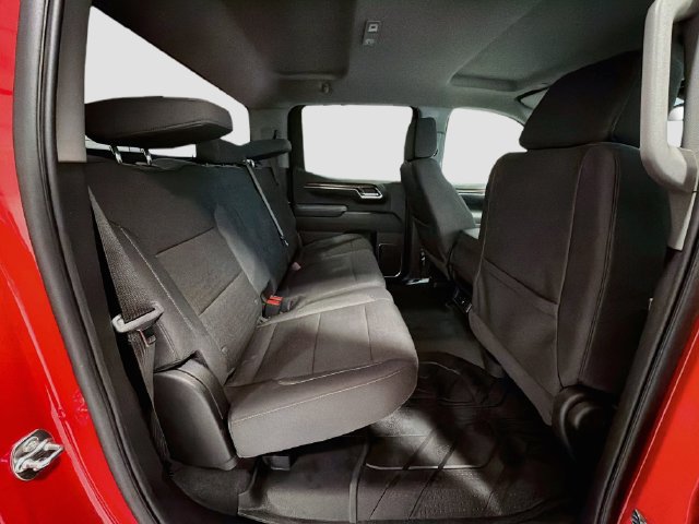 Certified 2026 Chevrolet Silverado 1500 LT AWD/4WD image 22