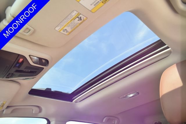 Used 2020 Subaru Outback Touring XT AWD/4WD image 9